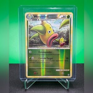 Reverse Holo Weepinbell Pokémon Card - Triumphant Set